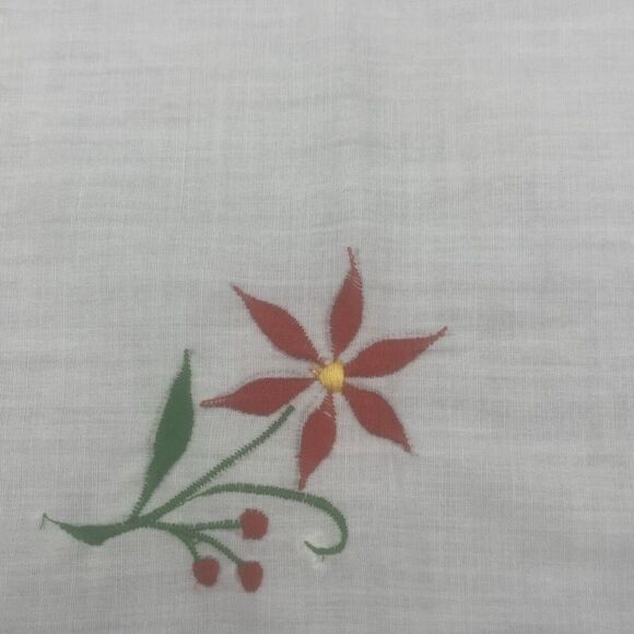 VTG Homemade White Cotton Napkins W/ Red & Green Flower & Lace Edge 16.5” -4 PC - Picture 3 of 10